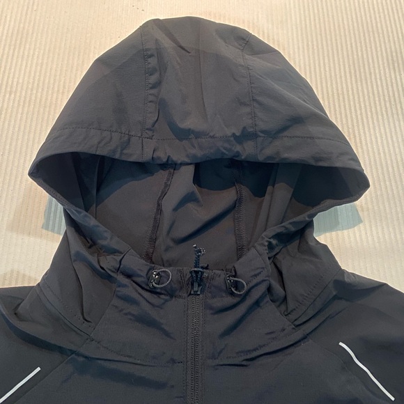 Columbia Black Windbreaker Jacket - Picture 7 of 14